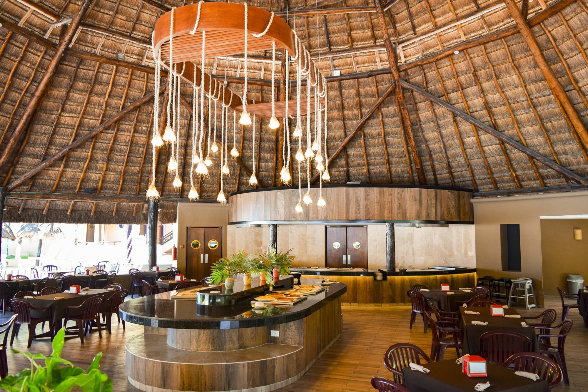 Reef Yucatán&Convention Center - Все включено Мерида Экстерьер фото